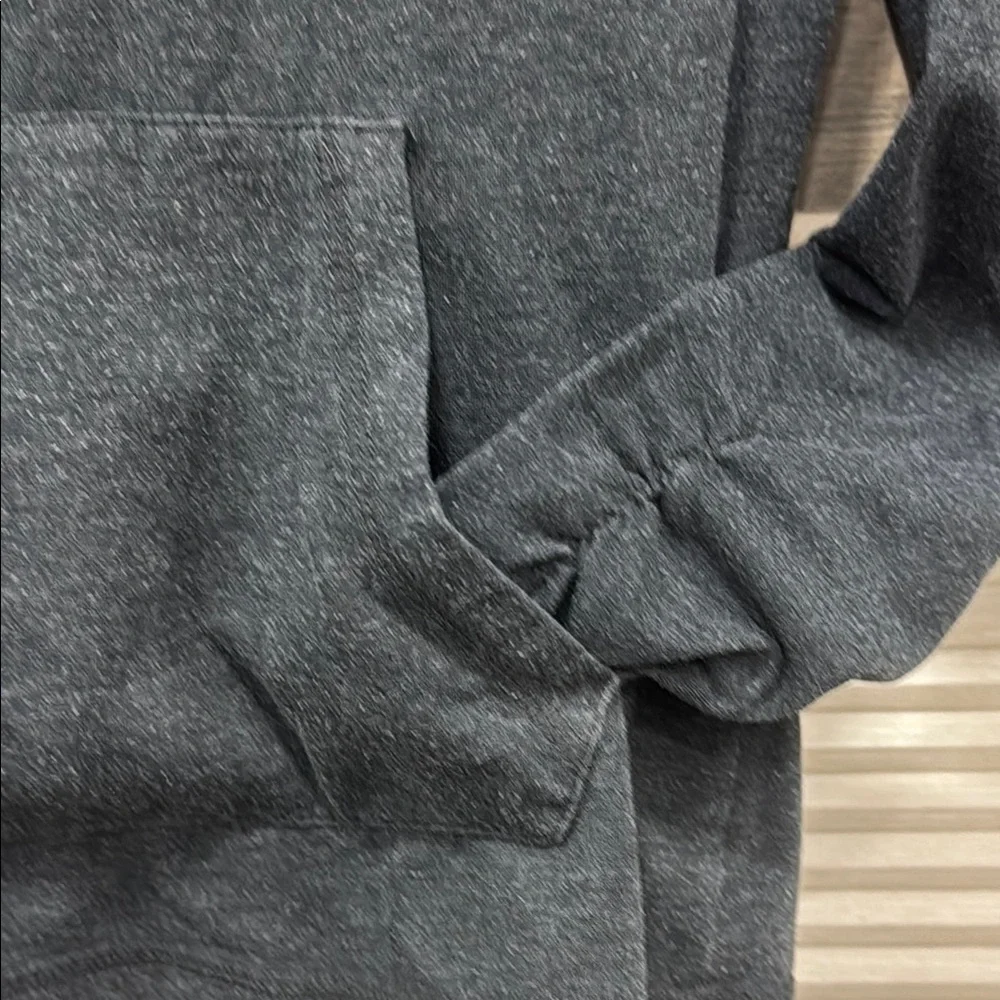 Puma Black V-Neck Top with Pink Logo - Picture 6 of 8